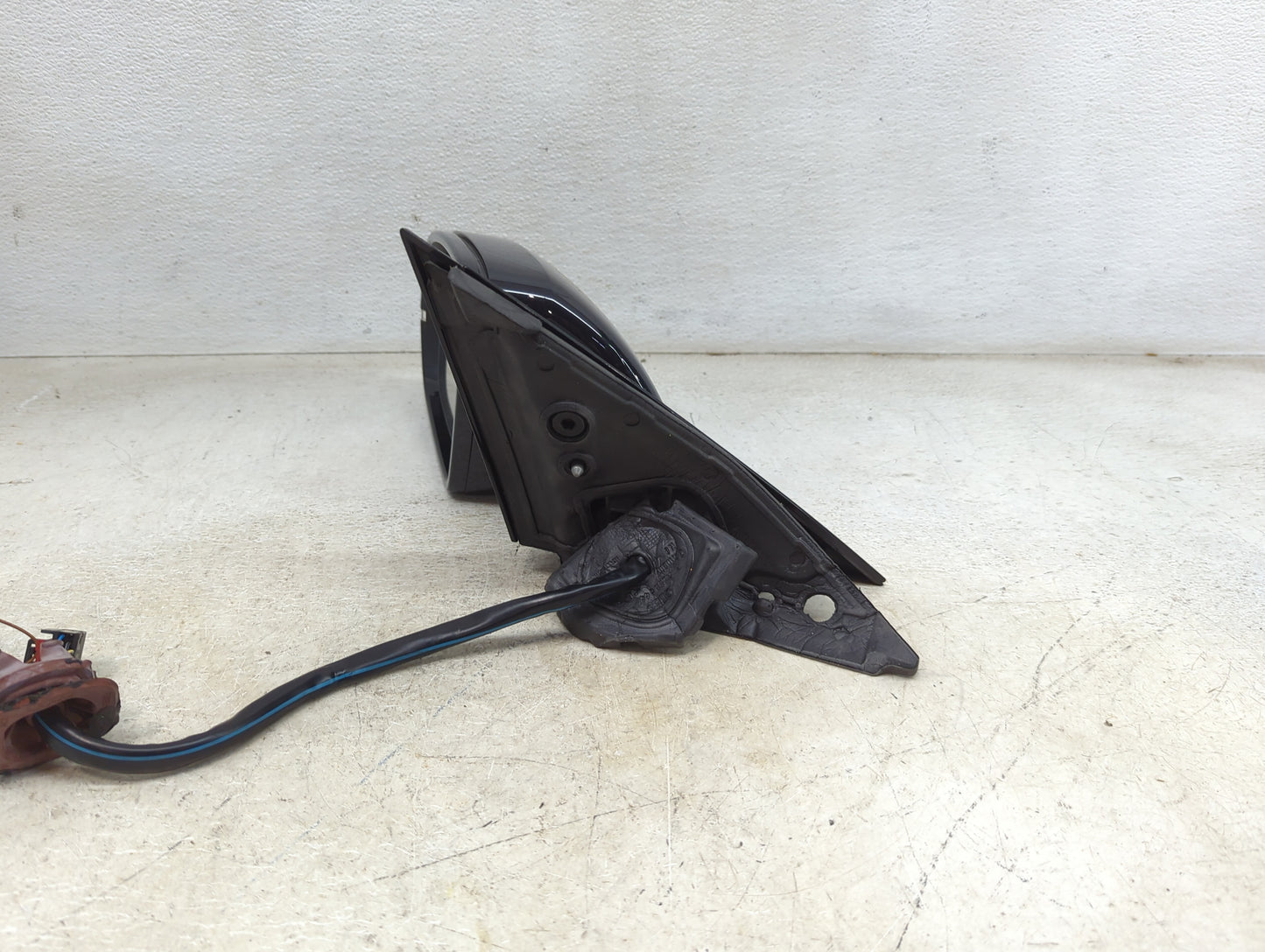 2011-2018 Audi A8 Driver Side View Mirror - Left Door Mirror OEM Used - Oemusedautoparts1.com
