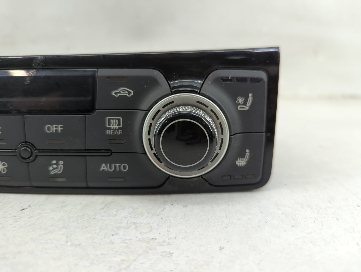 2011-2014 Audi A8 Climate Control Module Temperature AC/Heater Replacement P/N:4H0820043H 5HB010121-70 Fits OEM Used Auto Pa