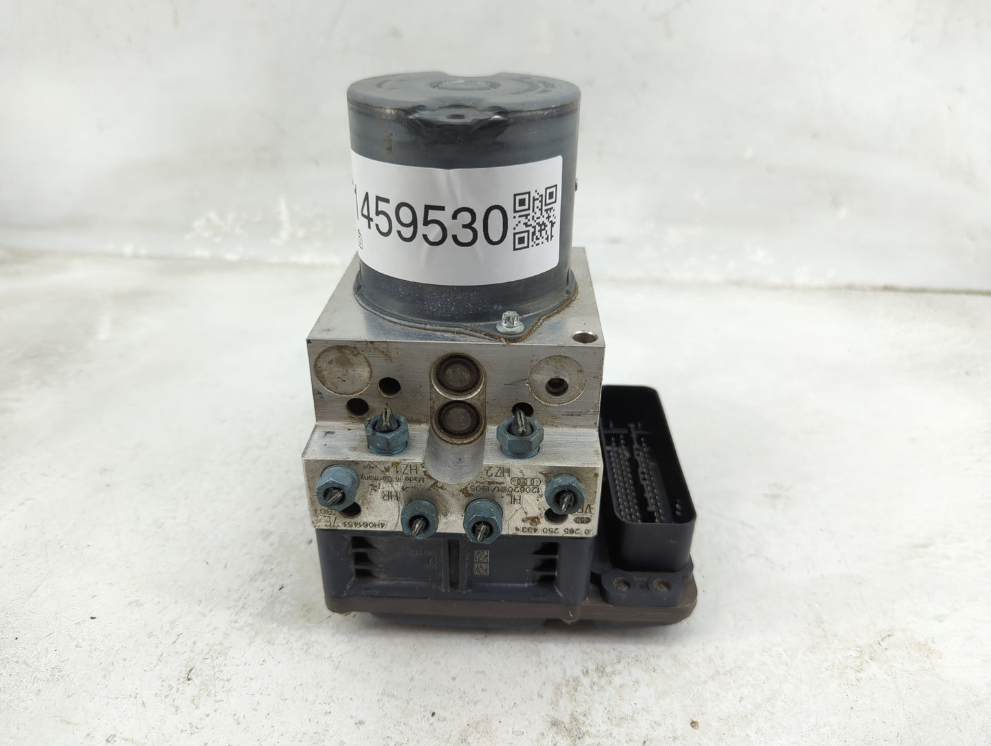 2013-2014 Audi A8 ABS Pump Control Module Replacement P/N:4H0907379E 0265250433, 0265235903 Fits Fits 2013 2014 OEM Used Aut