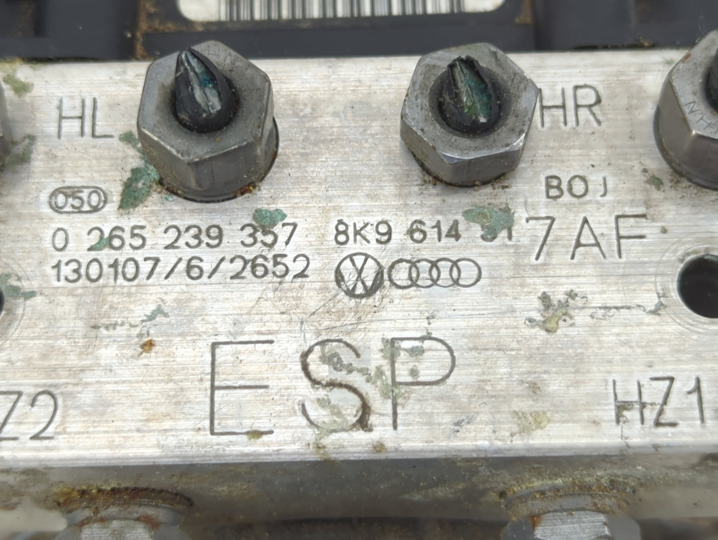 2013 Audi Allroad ABS Pump Control Module Replacement P/N:0265239357 8K9614517AF, 0265952066 Fits OEM Used Auto Parts - Oemu