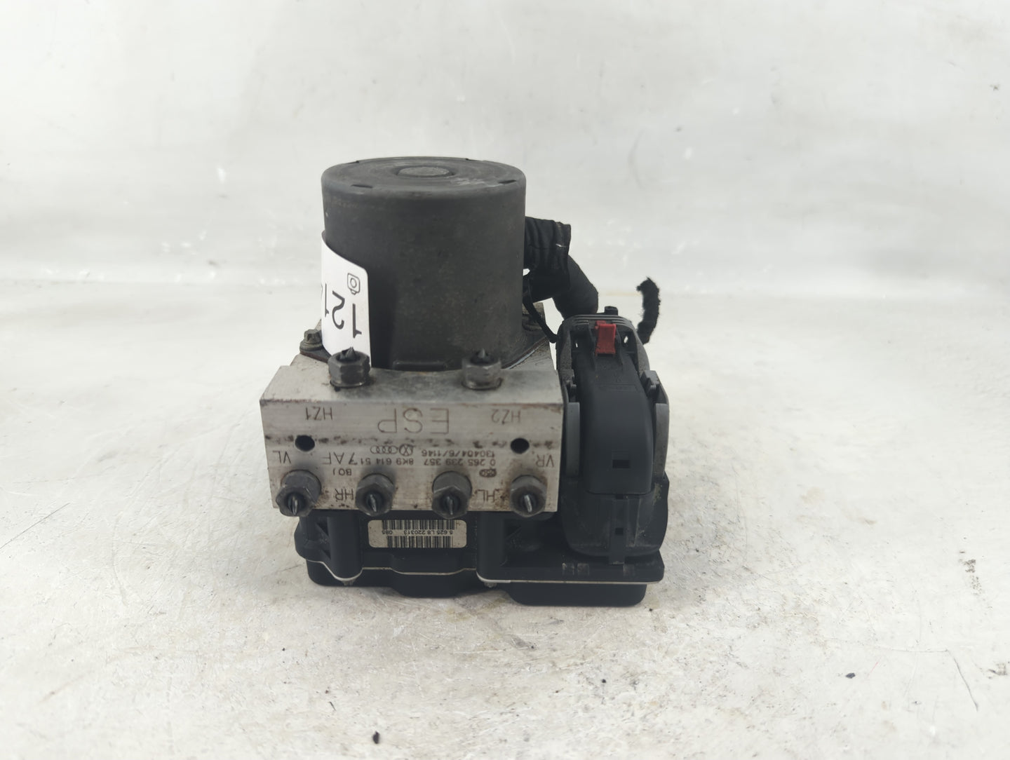 2013 Audi Allroad Quattro ABS Pump Control Module Replacement Fits OEM Used Auto Parts - Oemusedautoparts1.com