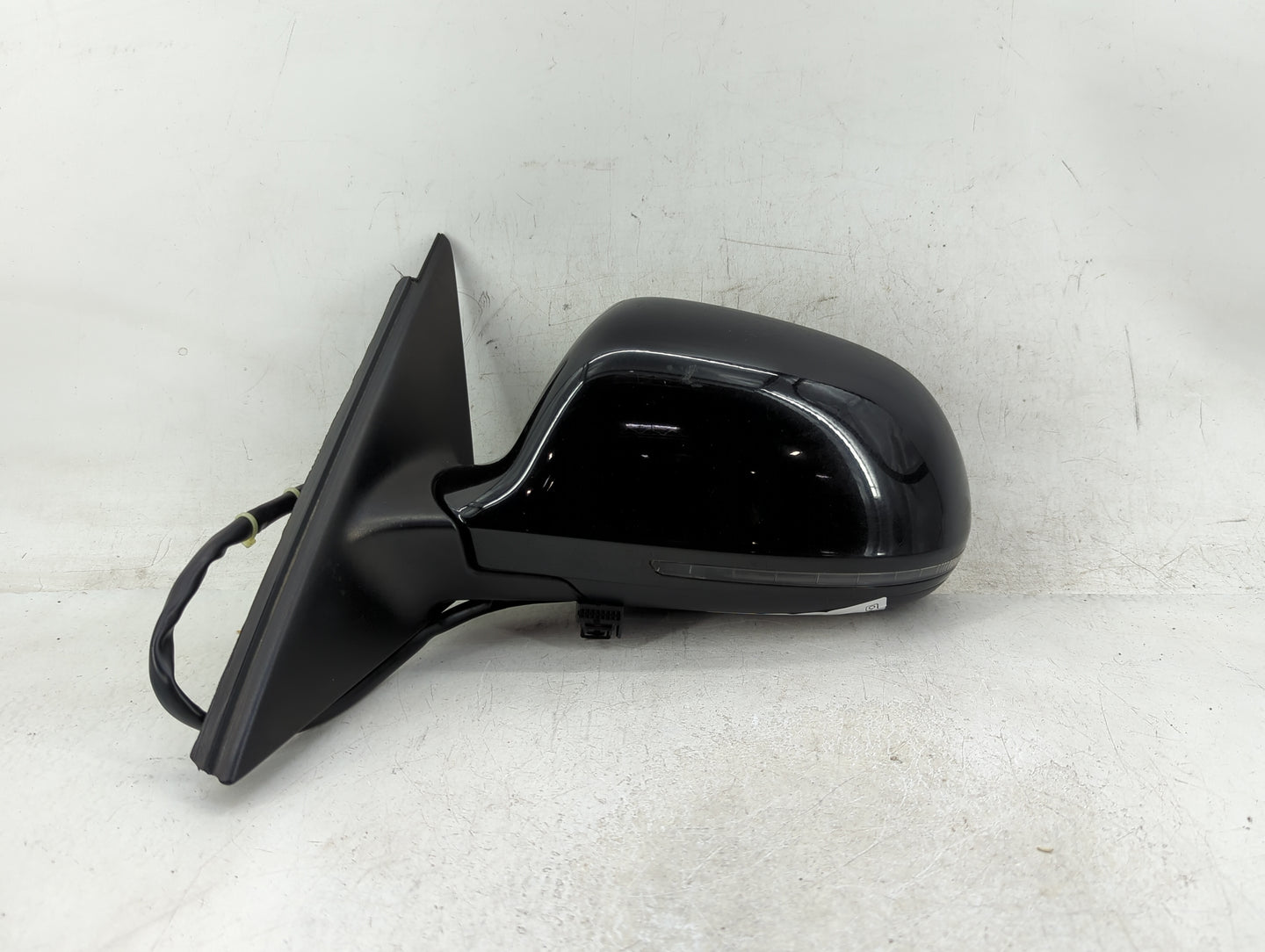 2013 Audi Allroad Quattro Driver Side View Mirror - Left Door Mirror OEM Used - Oemusedautoparts1.com