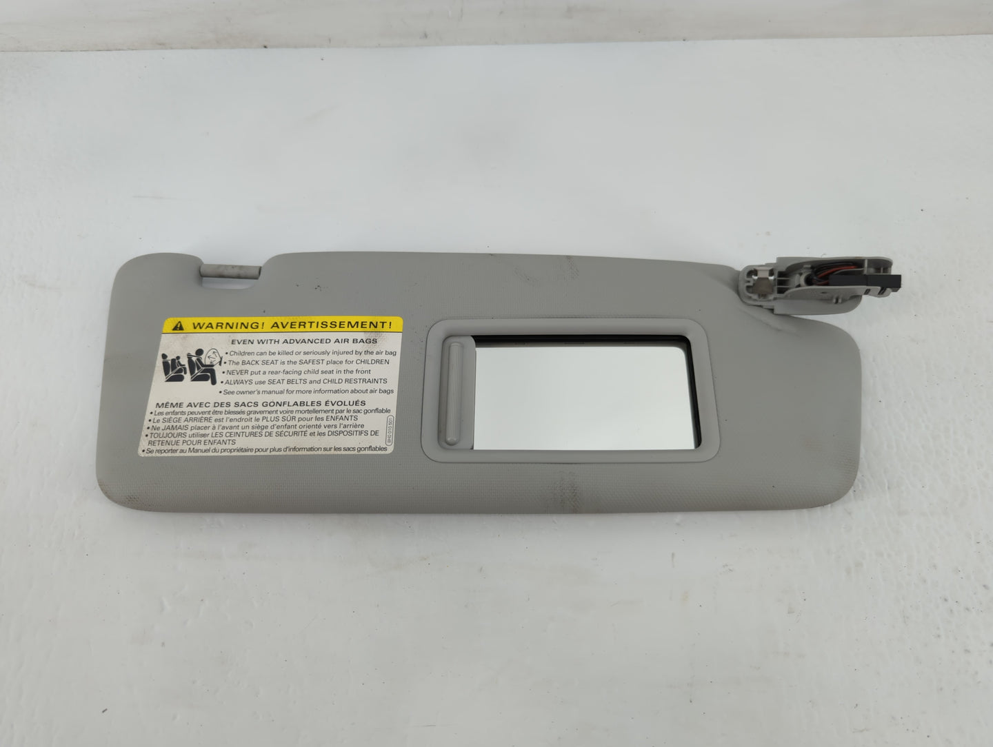 2013 Audi Allroad Quattro Sun Visor Shade Replacement Passenger Right Mirror Fits Fits 2014 2015 2016 OEM Used Auto Parts - 