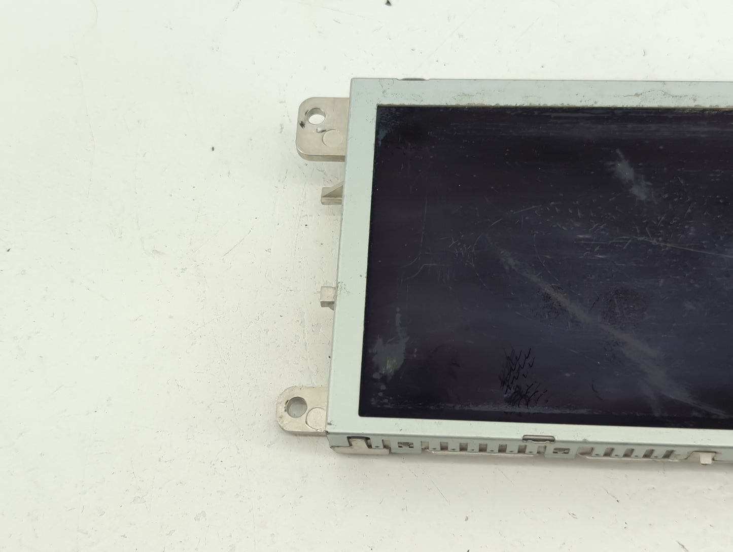 2013-2017 Audi Q5 Information Display Screen - Oemusedautoparts1.com
