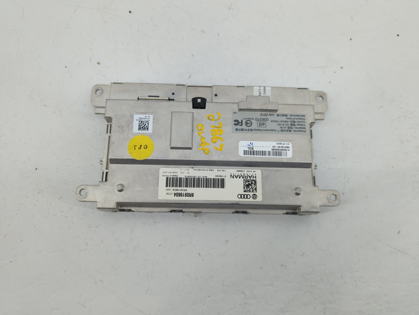 2013-2017 Audi Q5 Information Display Screen - Oemusedautoparts1.com