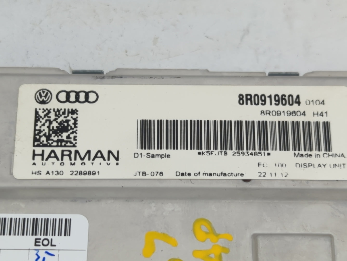 2013-2017 Audi Q5 Information Display Screen - Oemusedautoparts1.com