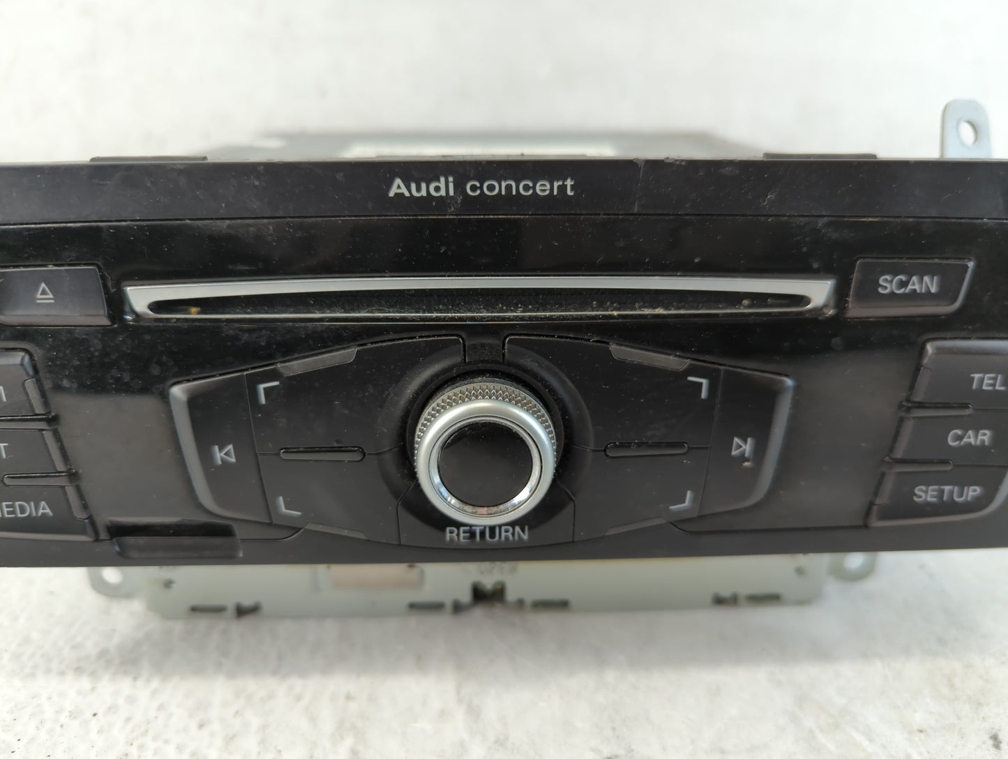 2011-2017 Audi Q5 Radio AM FM Cd Player Receiver Replacement P/N:8R1 035 186 H Fits Fits 2010 2011 2012 2013 2014 2015 2016 