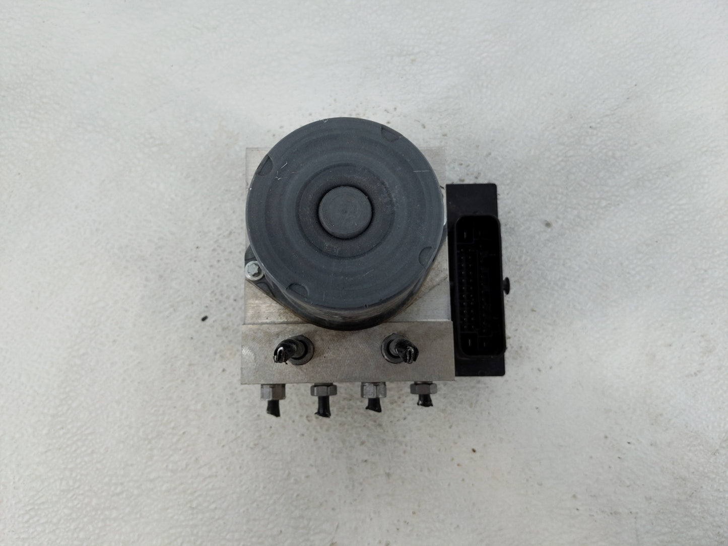 2013 Audi Q5 ABS Pump Control Module Replacement P/N:0 265 239 317 5 625 L8 090413 Fits OEM Used Auto Parts - Oemusedautopar