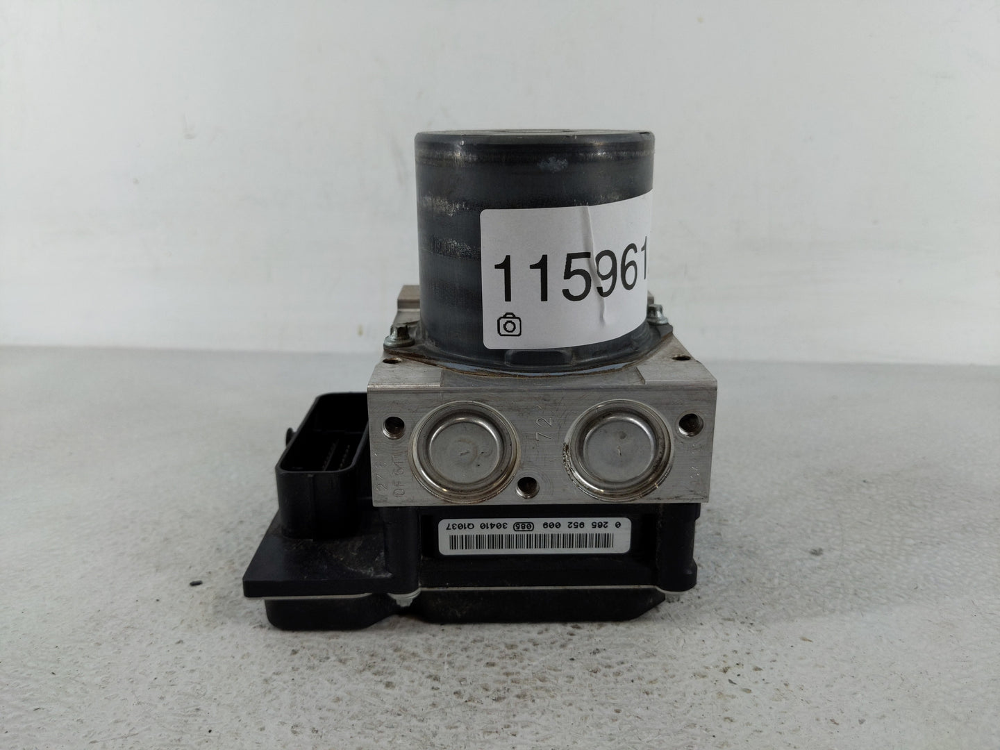 2013 Audi Q5 ABS Pump Control Module Replacement P/N:0 265 239 317 5 625 L8 090413 Fits OEM Used Auto Parts - Oemusedautopar