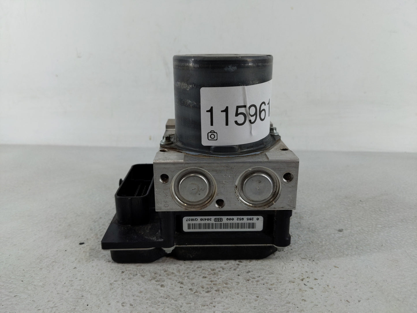 2013 Audi Q5 ABS Pump Control Module Replacement P/N:0 265 239 317 5 625 L8 090413 Fits OEM Used Auto Parts - Oemusedautopar