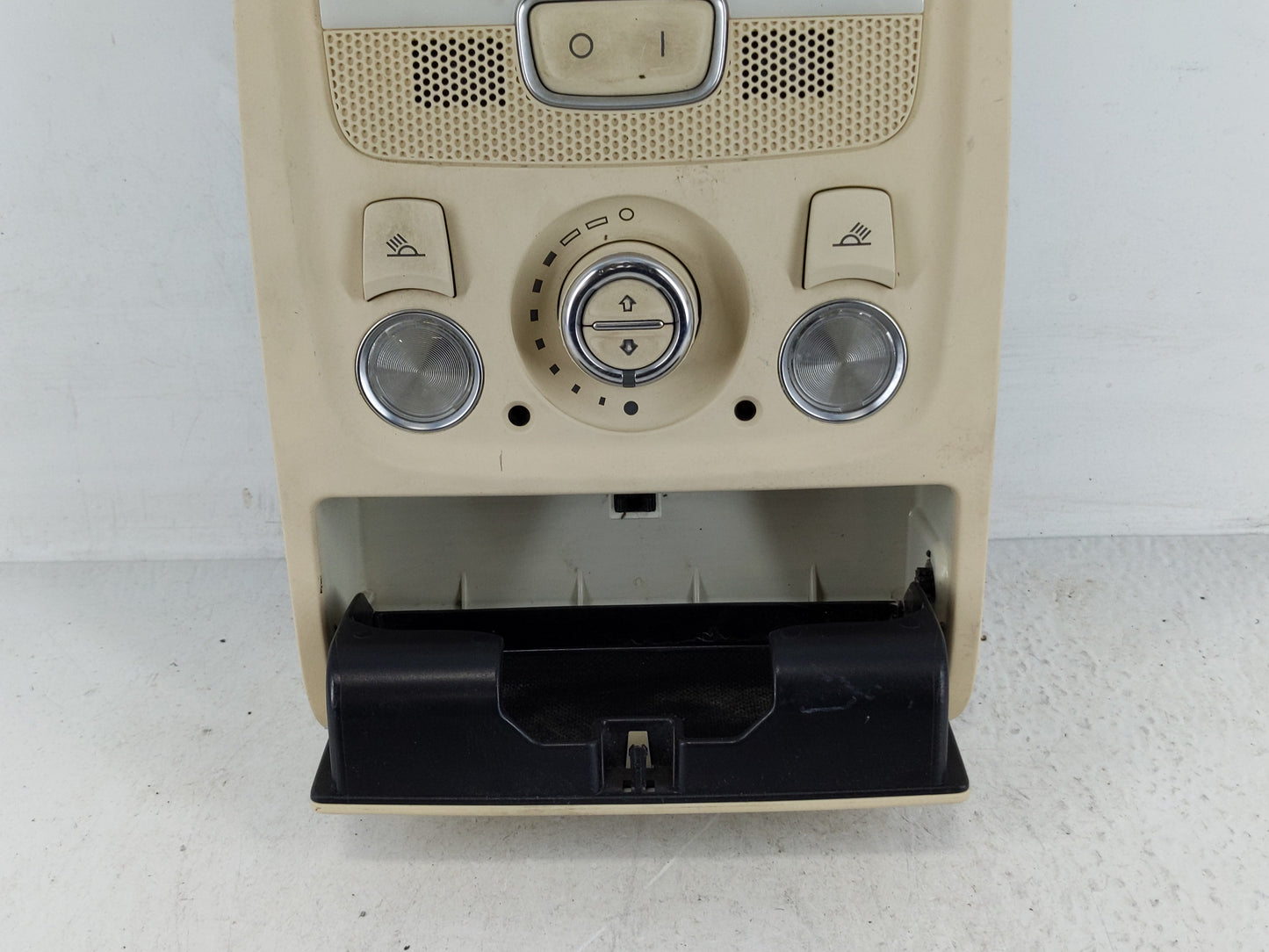 2009-2017 Audi Q5 Overhead Roof Console 1168411 - Oemusedautoparts1.com