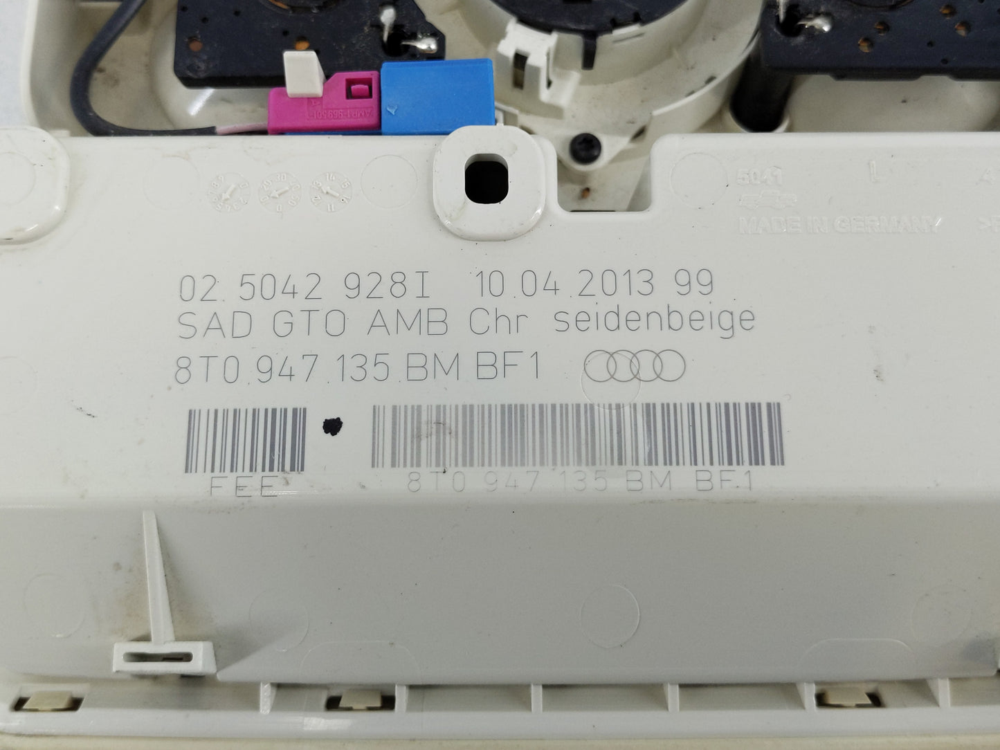 2009-2017 Audi Q5 Overhead Roof Console 1168411 - Oemusedautoparts1.com