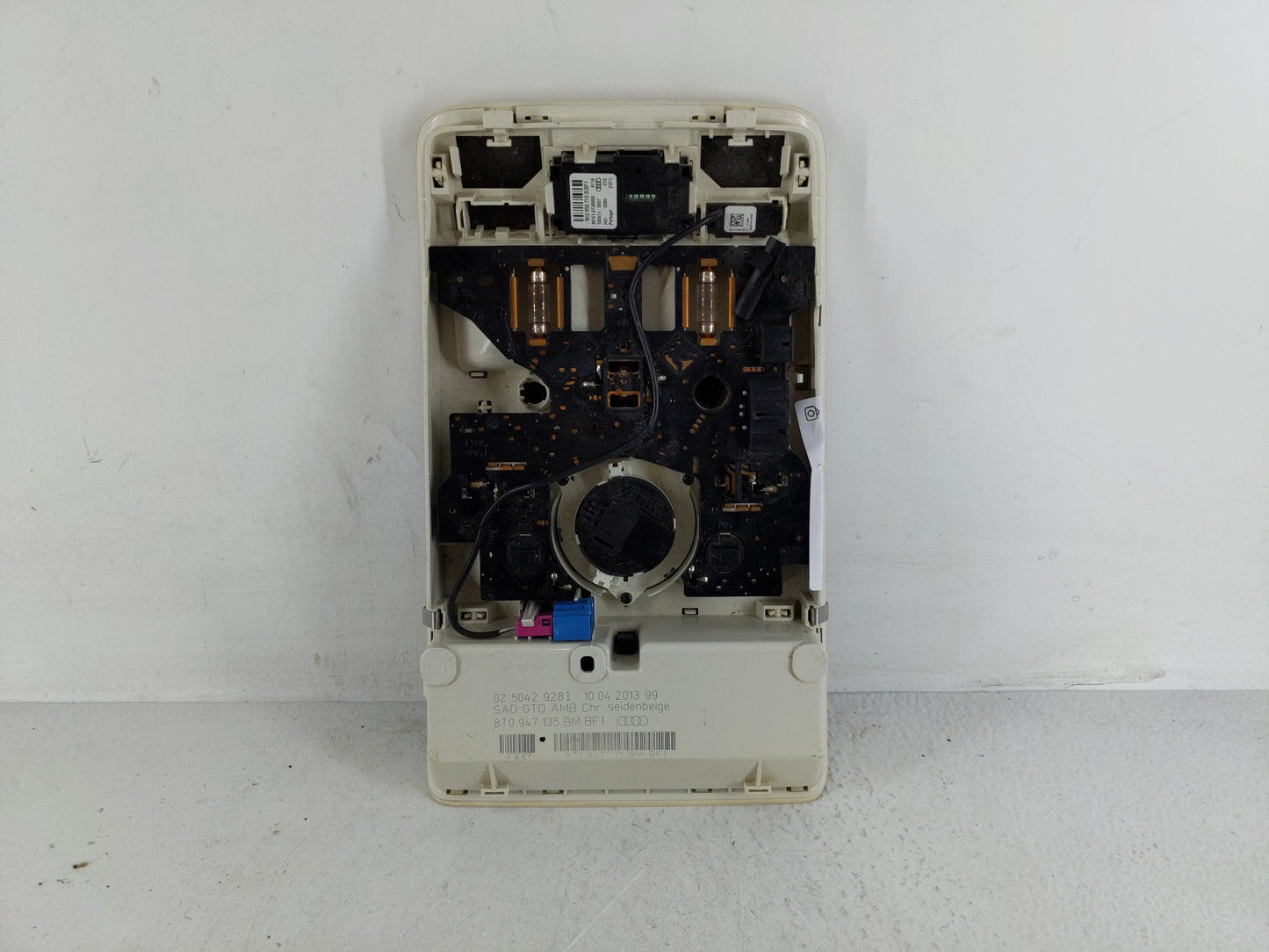 2009-2017 Audi Q5 Overhead Roof Console 1168411 - Oemusedautoparts1.com