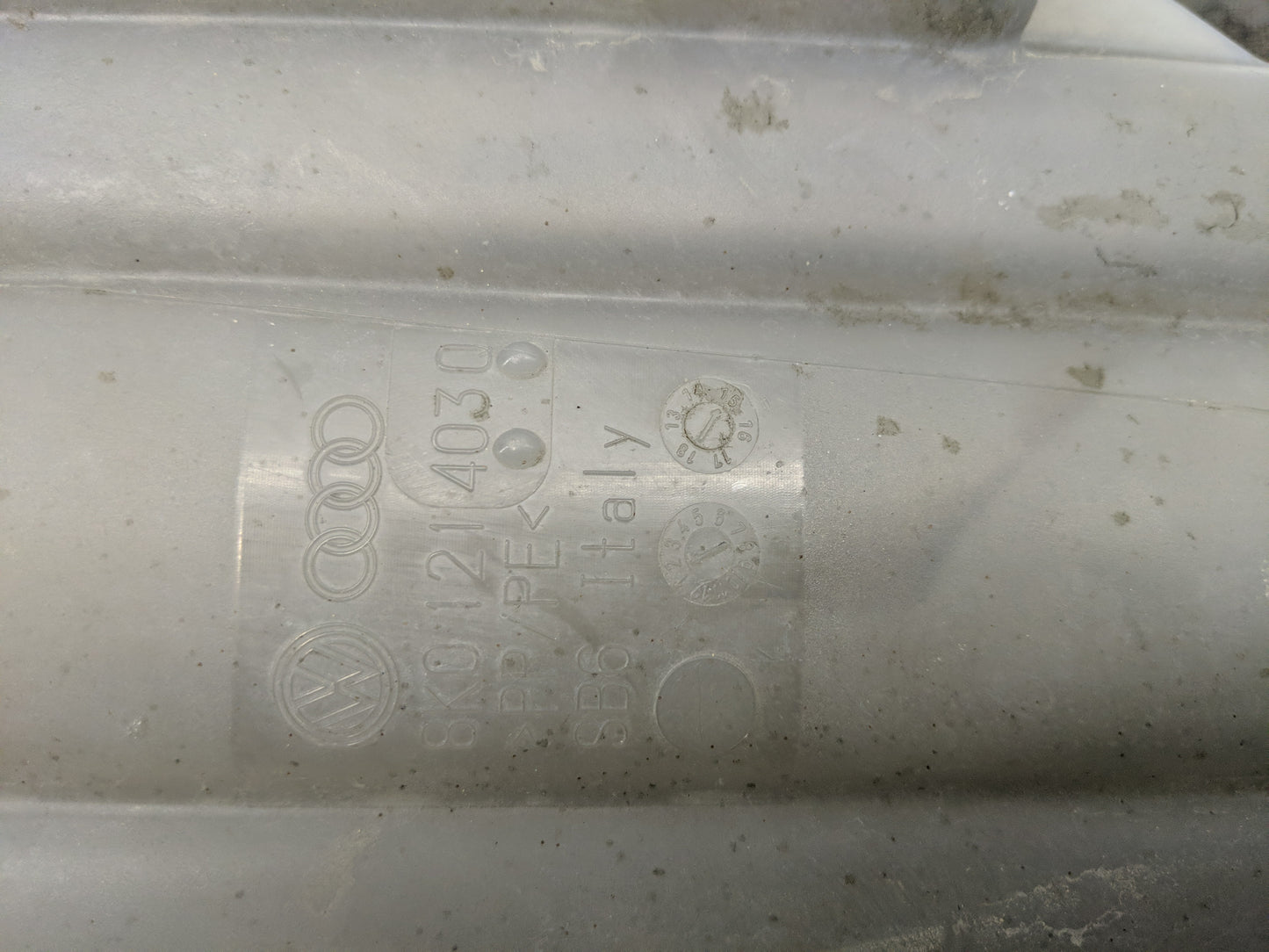 2013-2017 Audi Q5 Radiator Coolant Overflow Expansion Tank Bottle 1313067 - Oemusedautoparts1.com