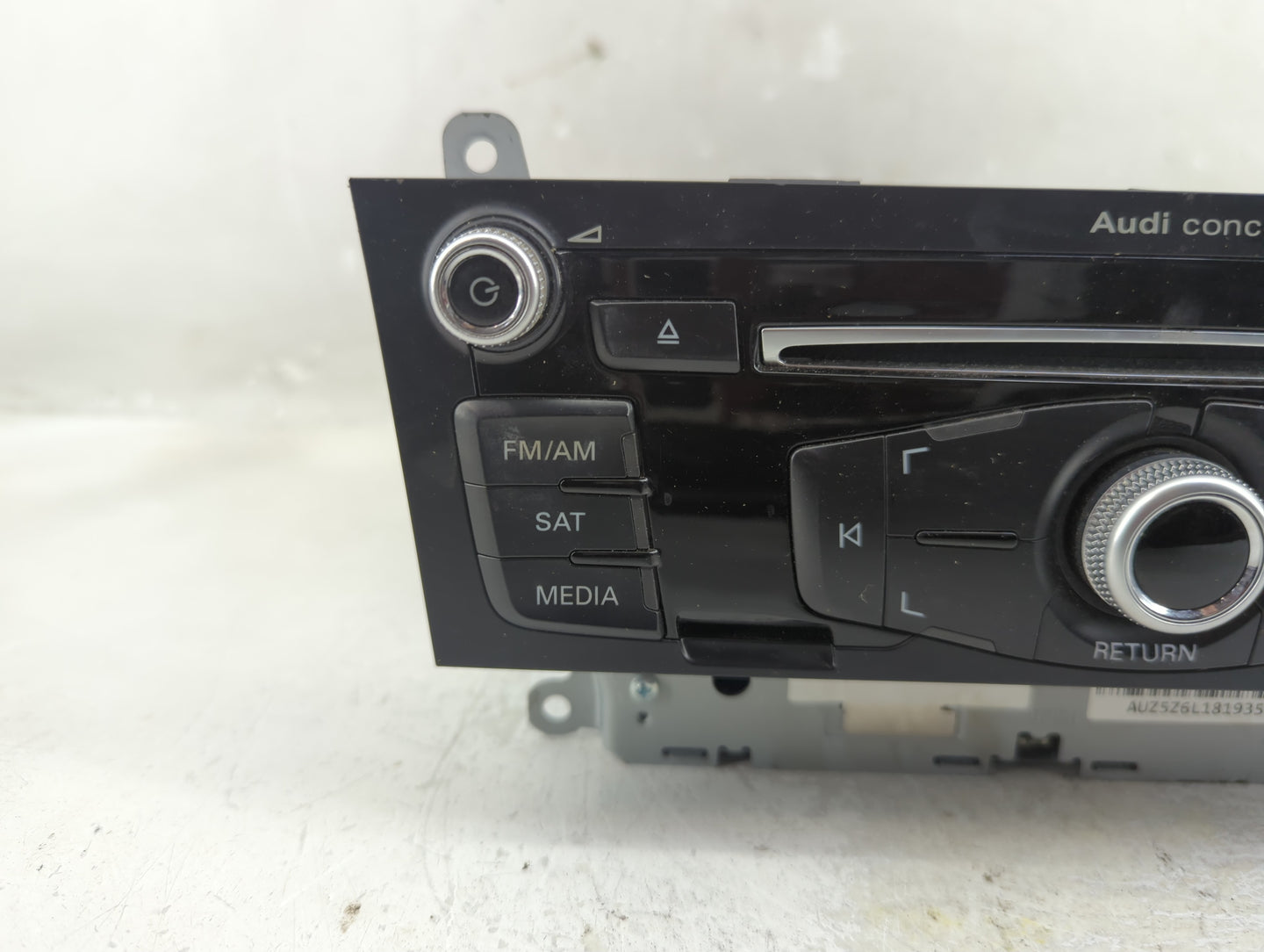 2011-2017 Audi Q5 Radio AM FM Cd Player Receiver Replacement P/N:8R1 035 186 Q Fits Fits 2011 2012 2013 2014 2015 2016 2017 