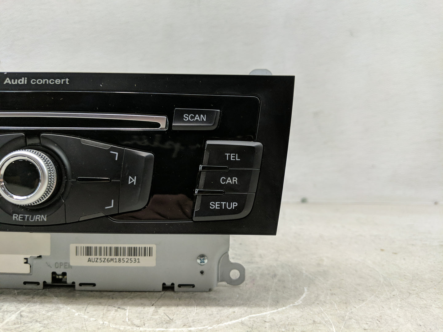 2011-2017 Audi Q5 Radio AM FM Cd Player Receiver Replacement P/N:8R1 035 186 Q Fits Fits 2011 2012 2013 2014 2015 2016 2017 