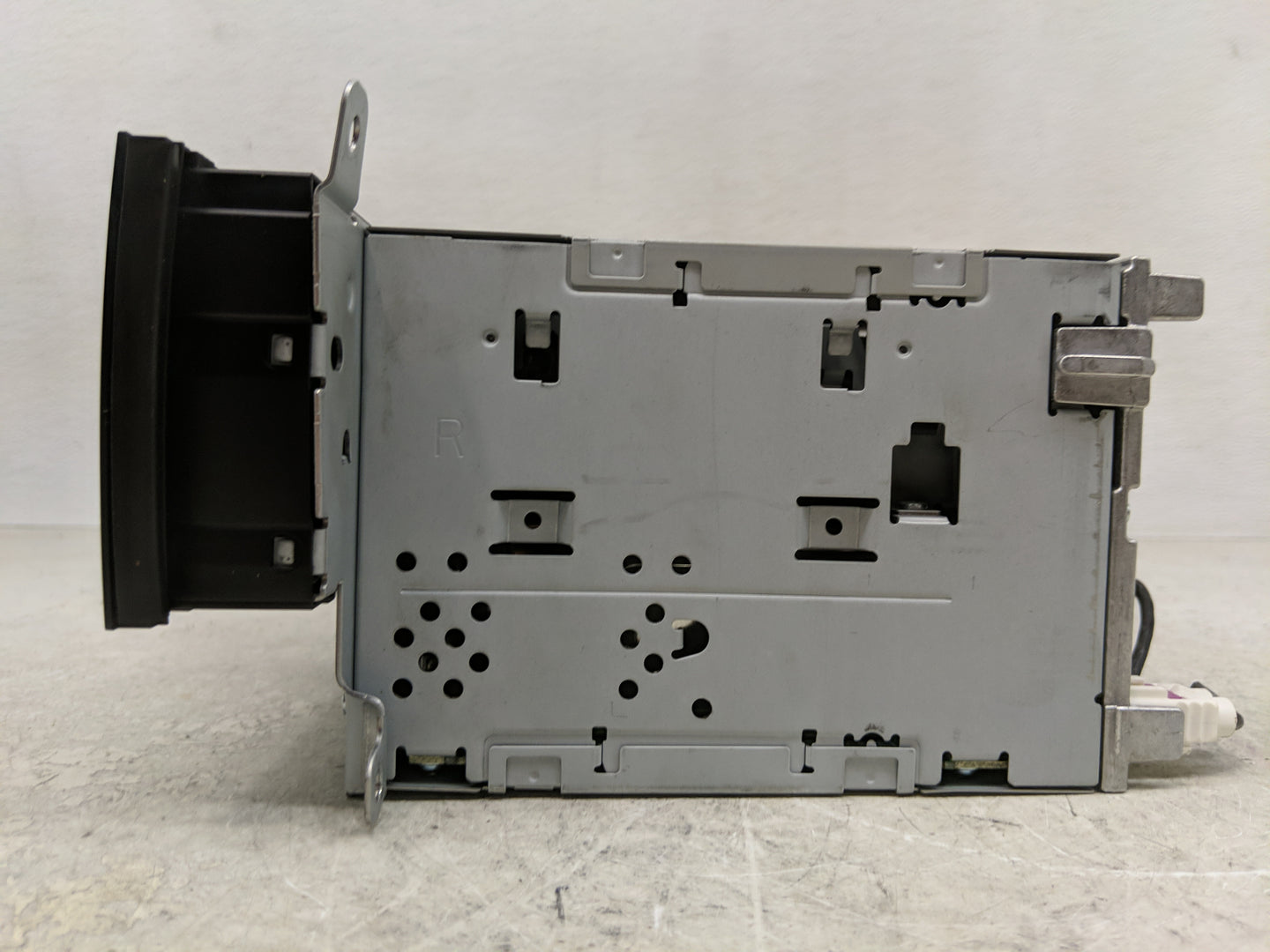 2011-2017 Audi Q5 Radio AM FM Cd Player Receiver Replacement P/N:8R1 035 186 Q Fits Fits 2011 2012 2013 2014 2015 2016 2017 