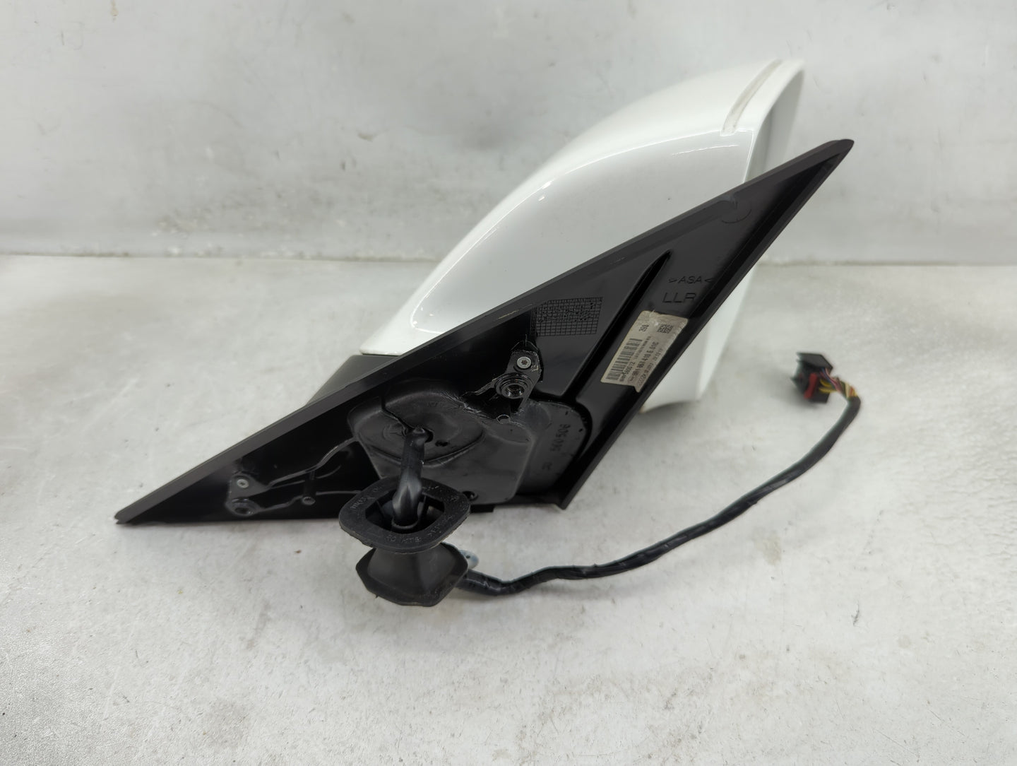2009-2014 Audi Q5 Passenger Side View Mirror - Right Door Mirror OEM Used - Oemusedautoparts1.com