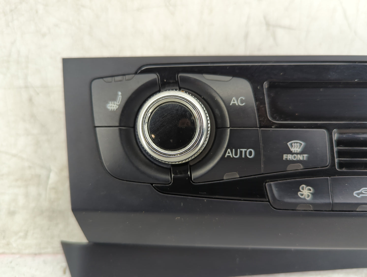2013-2017 Audi Q5 Climate Control Module Temperature AC/Heater Replacement P/N:8K1820043T A2C37832700 Fits OEM Used Auto Par