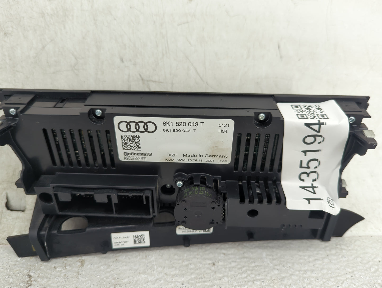 2013-2017 Audi Q5 Climate Control Module Temperature AC/Heater Replacement P/N:8K1820043T A2C37832700 Fits OEM Used Auto Par