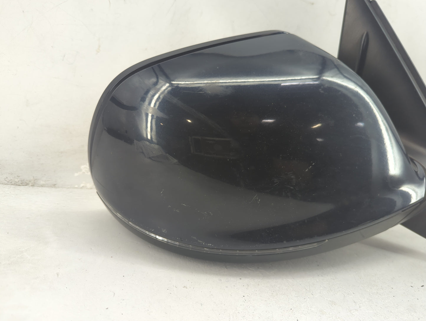 2009-2014 Audi Q5 Passenger Side View Mirror - Right Door Mirror OEM Used - Oemusedautoparts1.com