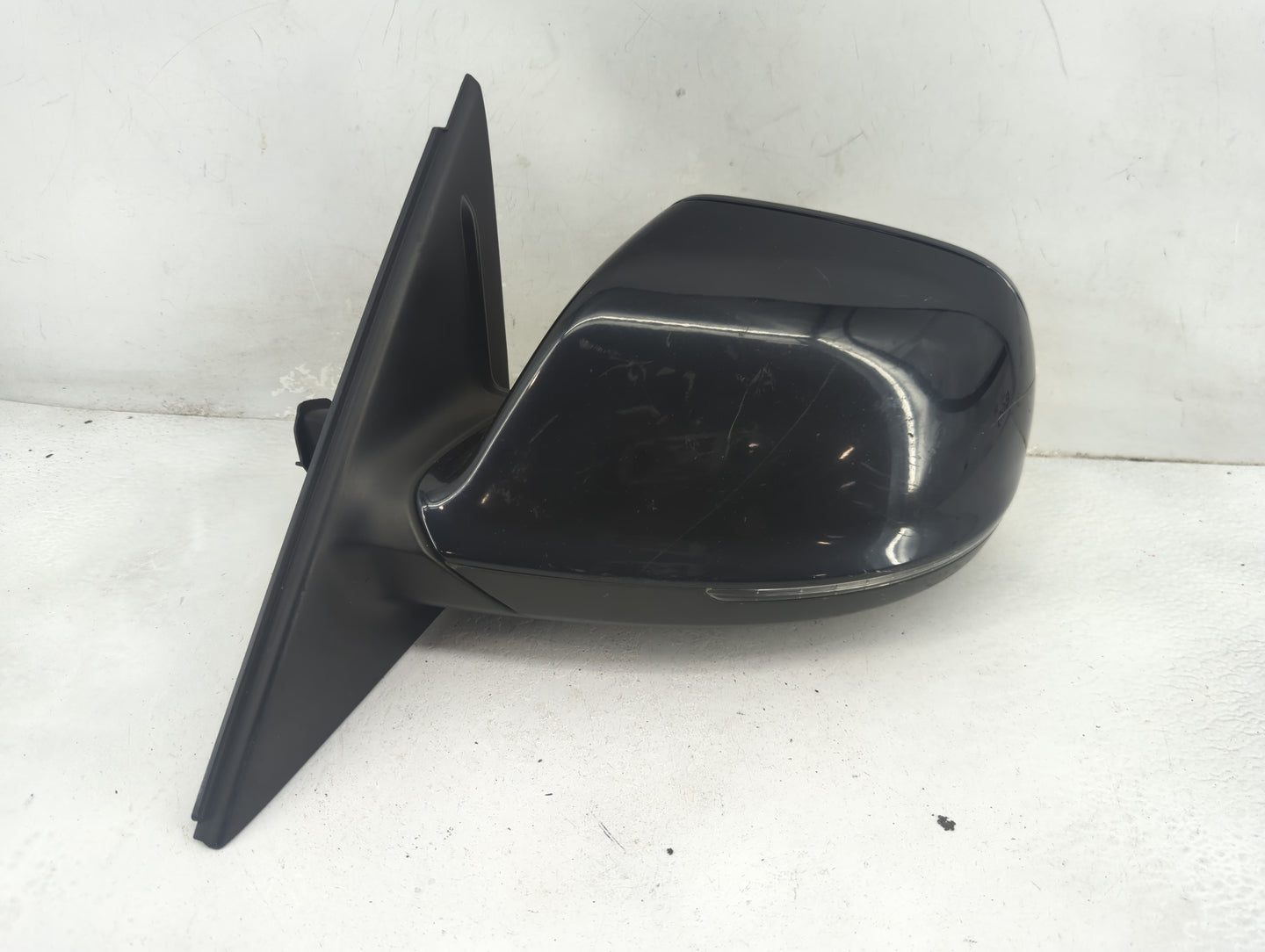 2009-2014 Audi Q5 Driver Side View Mirror - Left Door Mirror OEM Used - Oemusedautoparts1.com