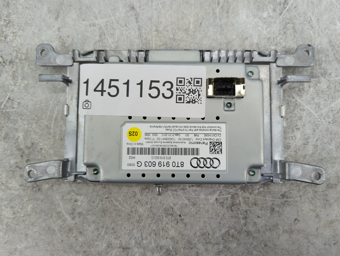 2009-2017 Audi Q5 Information Display Screen 1451153 - Oemusedautoparts1.com