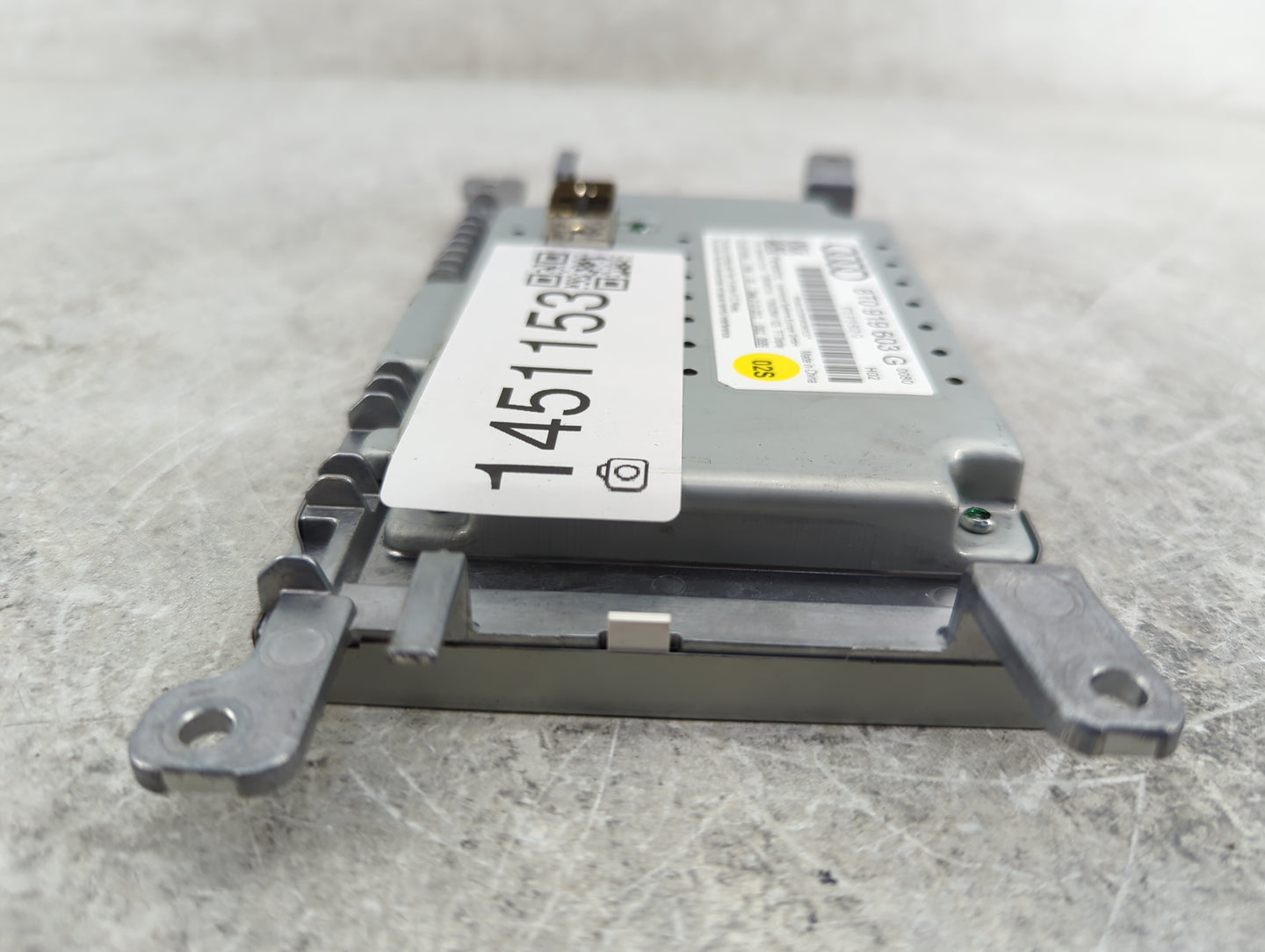 2009-2017 Audi Q5 Information Display Screen 1451153 - Oemusedautoparts1.com