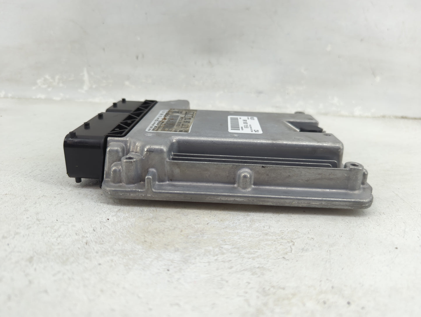 2013-2015 Audi Q5 PCM Engine Control Computer ECU ECM PCU OEM P/N:0 261 S06 951 8R1 907 115 B Fits Fits 2013 2014 2015 OEM U