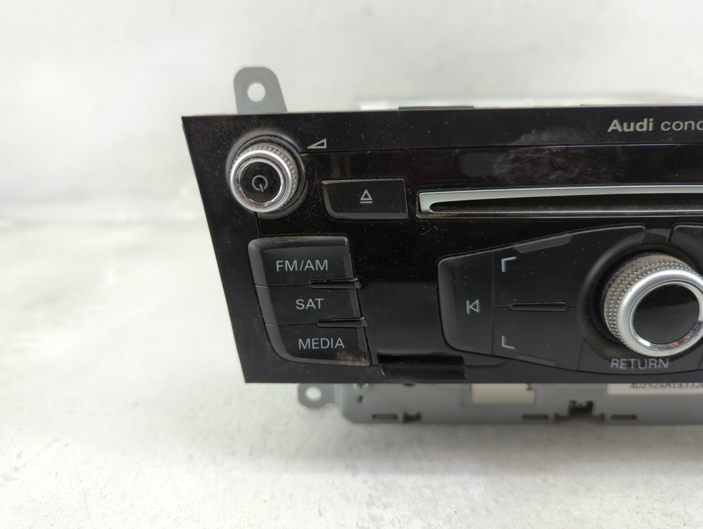 2013-2017 Audi Q5 Radio AM FM Cd Player Receiver Replacement P/N:0810 0537 8R1 035 186 Q Fits Fits 2013 2014 2015 2016 2017 
