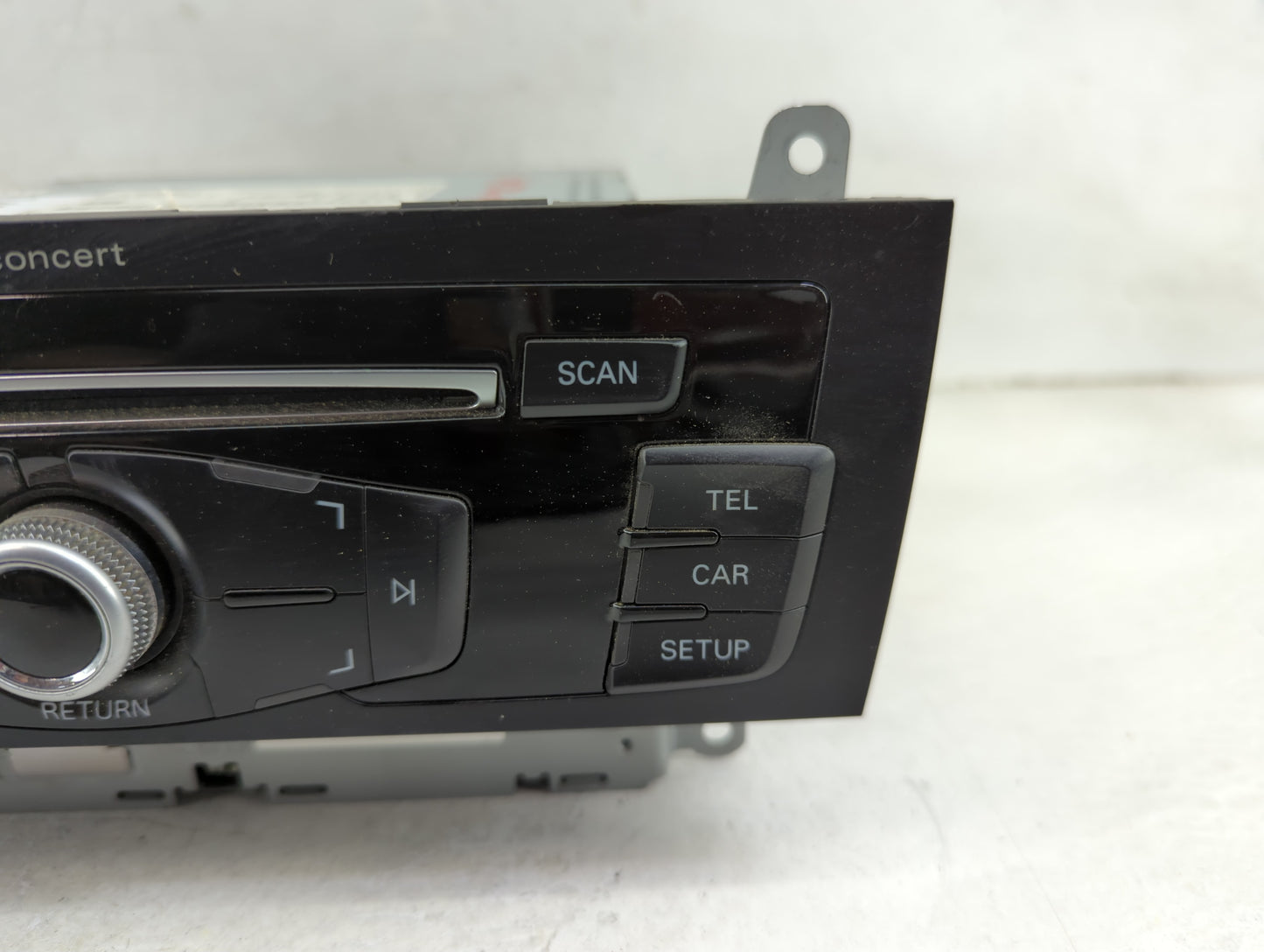 2013-2017 Audi Q5 Radio AM FM Cd Player Receiver Replacement P/N:0810 0537 8R1 035 186 Q Fits Fits 2013 2014 2015 2016 2017 