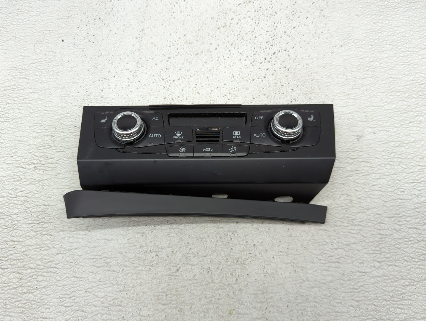 2013-2017 Audi Q5 Climate Control Module Temperature AC/Heater Replacement P/N:8K1 820 043 T Fits Fits 2013 2014 2015 2016 2