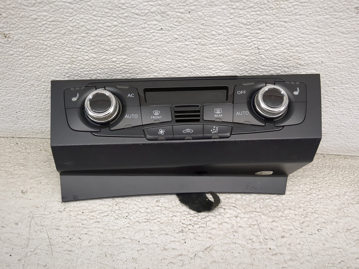 2013-2017 Audi Q5 Climate Control Module Temperature AC/Heater Replacement P/N:8K1 820 043 T Fits Fits 2013 2014 2015 2016 2