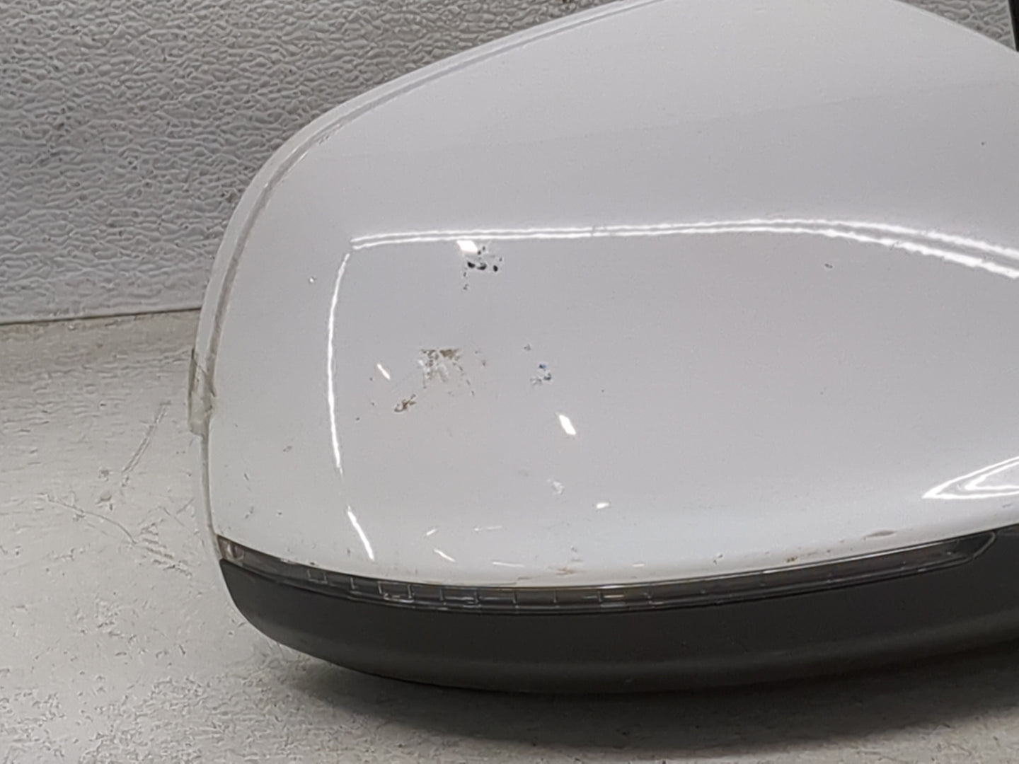 2009-2014 Audi Q5 Passenger Side View Mirror - Right Door Mirror OEM Used - Oemusedautoparts1.com