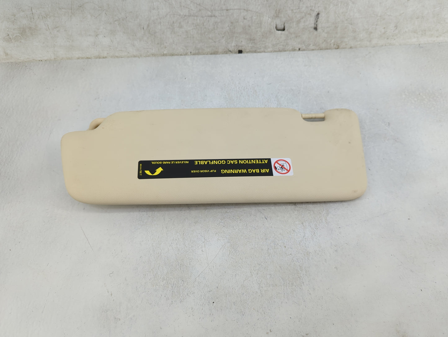 2013-2014 Audi Q5 Sun Visor Shade Replacement Passenger Right Mirror Fits Fits 2013 2014 2015 2016 OEM Used Auto Parts - Oem