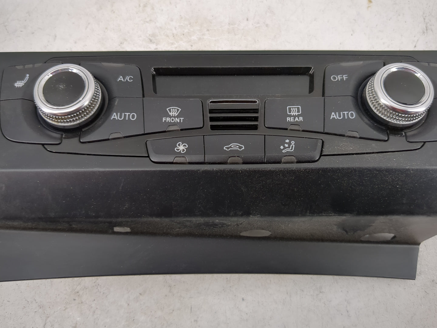 2013-2017 Audi Q5 Climate Control Module Temperature AC/Heater Replacement P/N:8K1820043AQ A2C92379900 Fits OEM Used Auto Pa