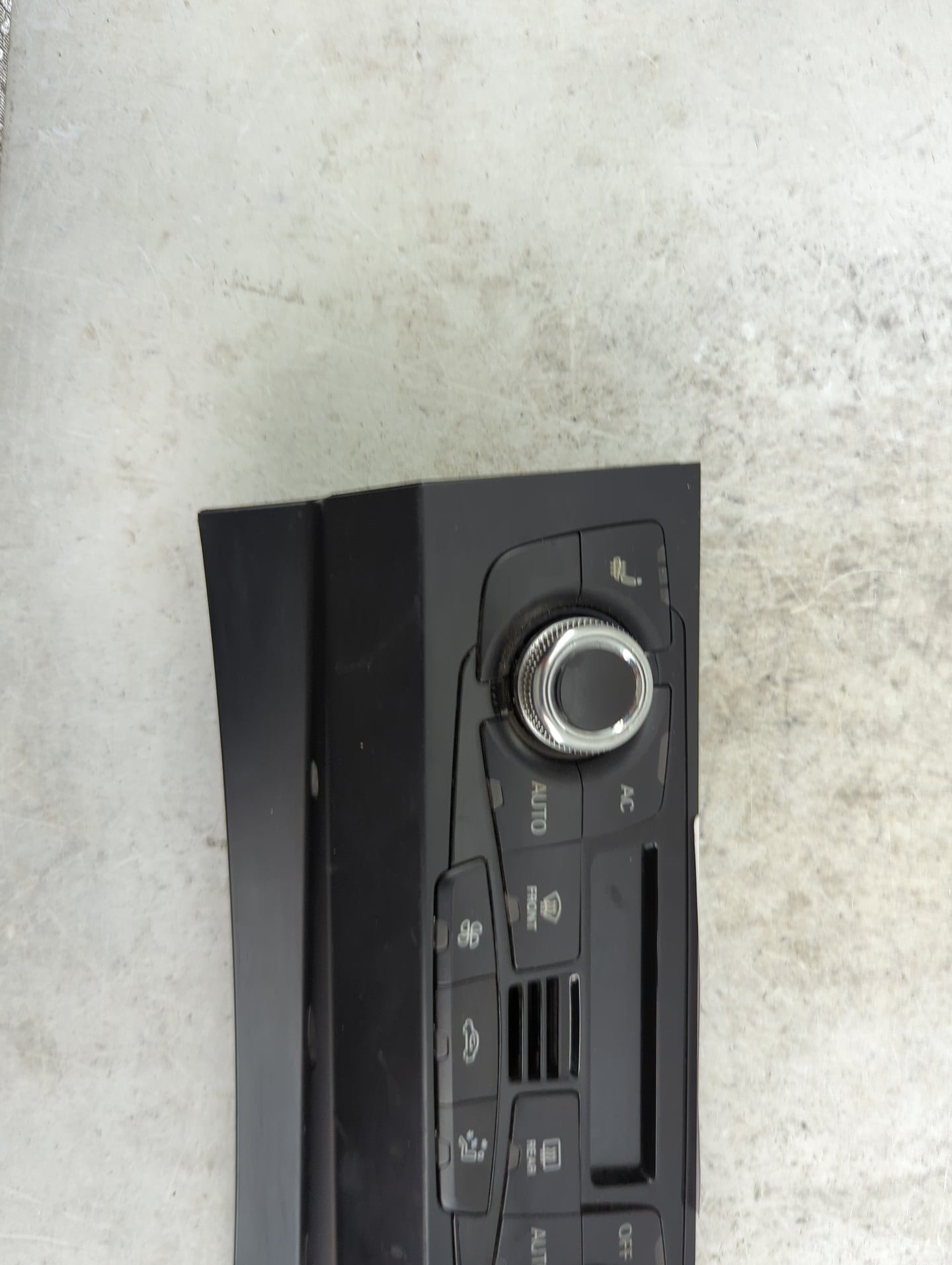 2013-2017 Audi Q5 Climate Control Module Temperature AC/Heater Replacement P/N:8K1820043T A2C37832700 Fits OEM Used Auto Par