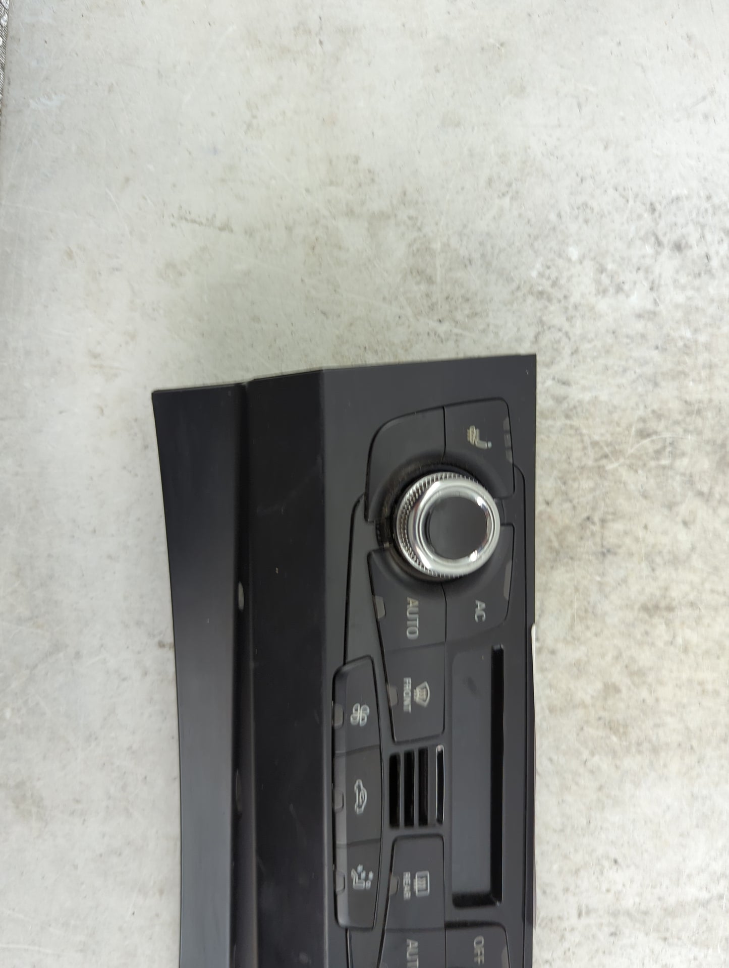 2013-2017 Audi Q5 Climate Control Module Temperature AC/Heater Replacement P/N:8K1820043T A2C37832700 Fits OEM Used Auto Par