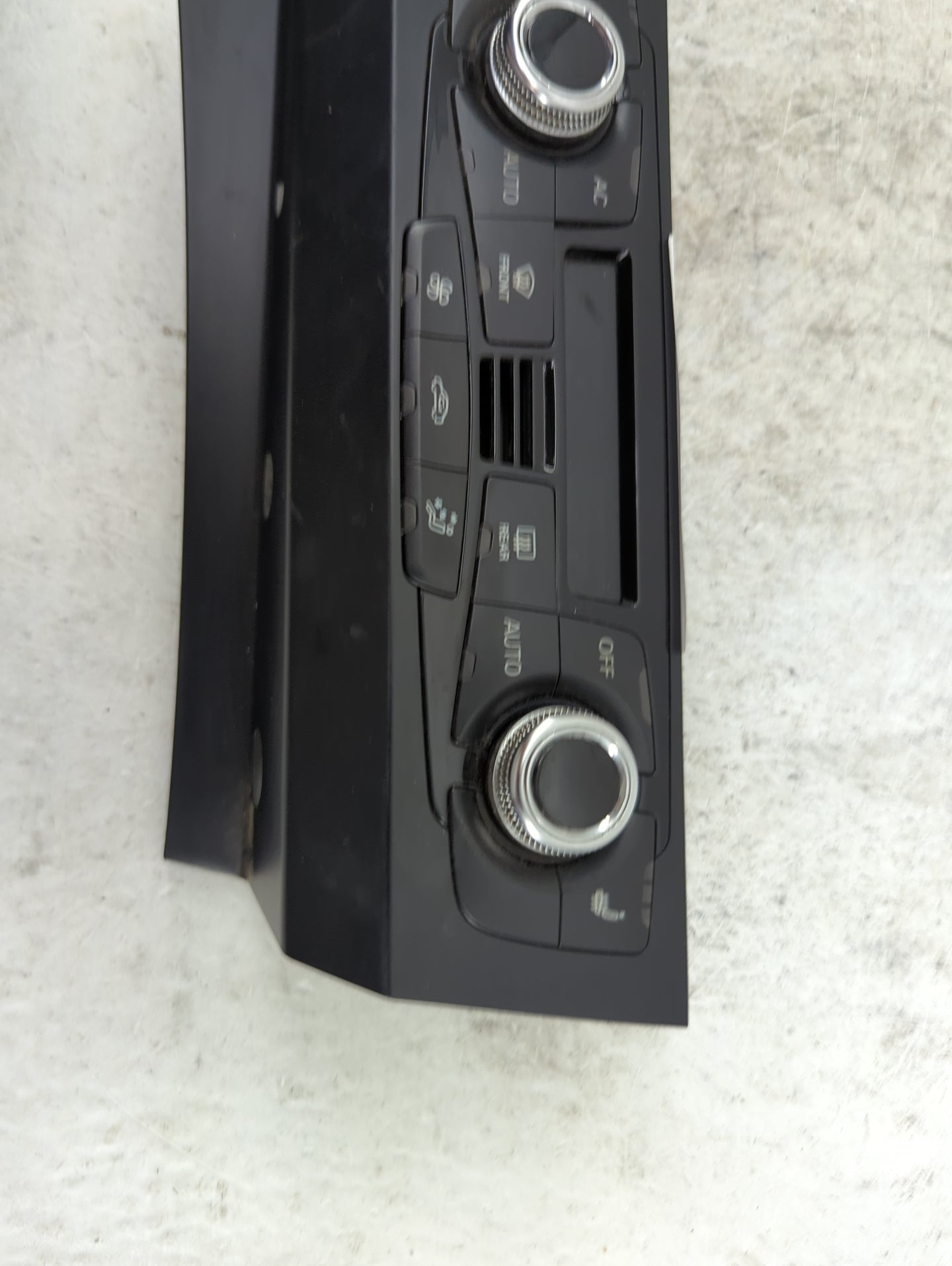 2013-2017 Audi Q5 Climate Control Module Temperature AC/Heater Replacement P/N:8K1820043T A2C37832700 Fits OEM Used Auto Par