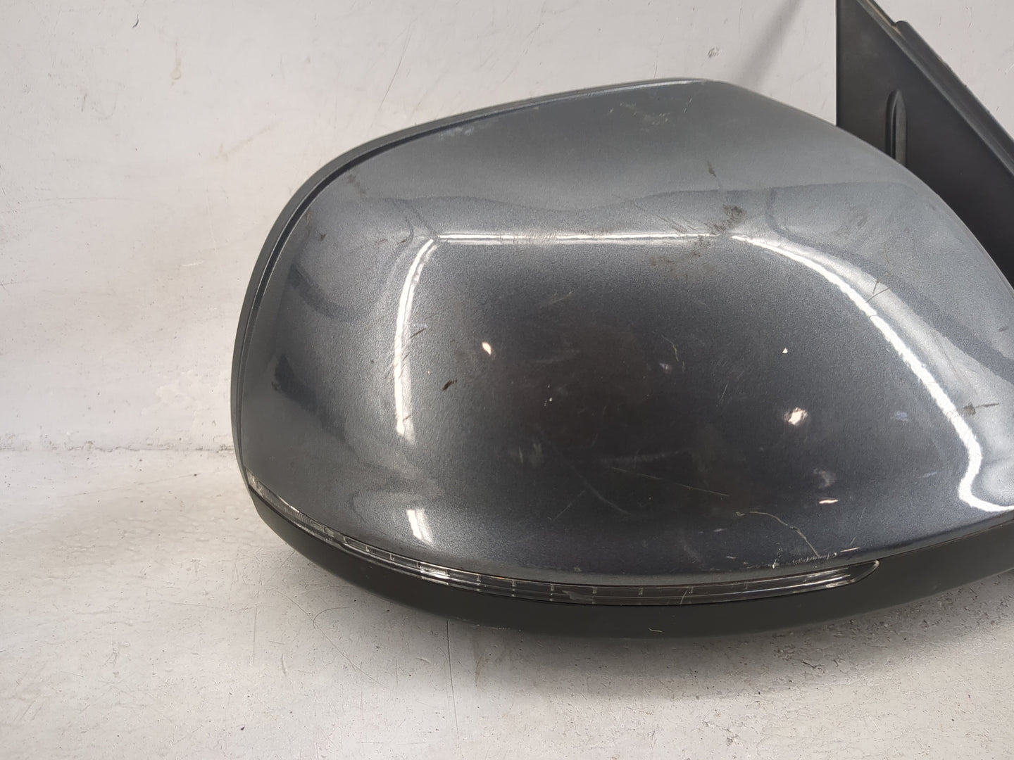 2009-2014 Audi Q5 Passenger Side View Mirror - Right Door Mirror OEM Used - Oemusedautoparts1.com