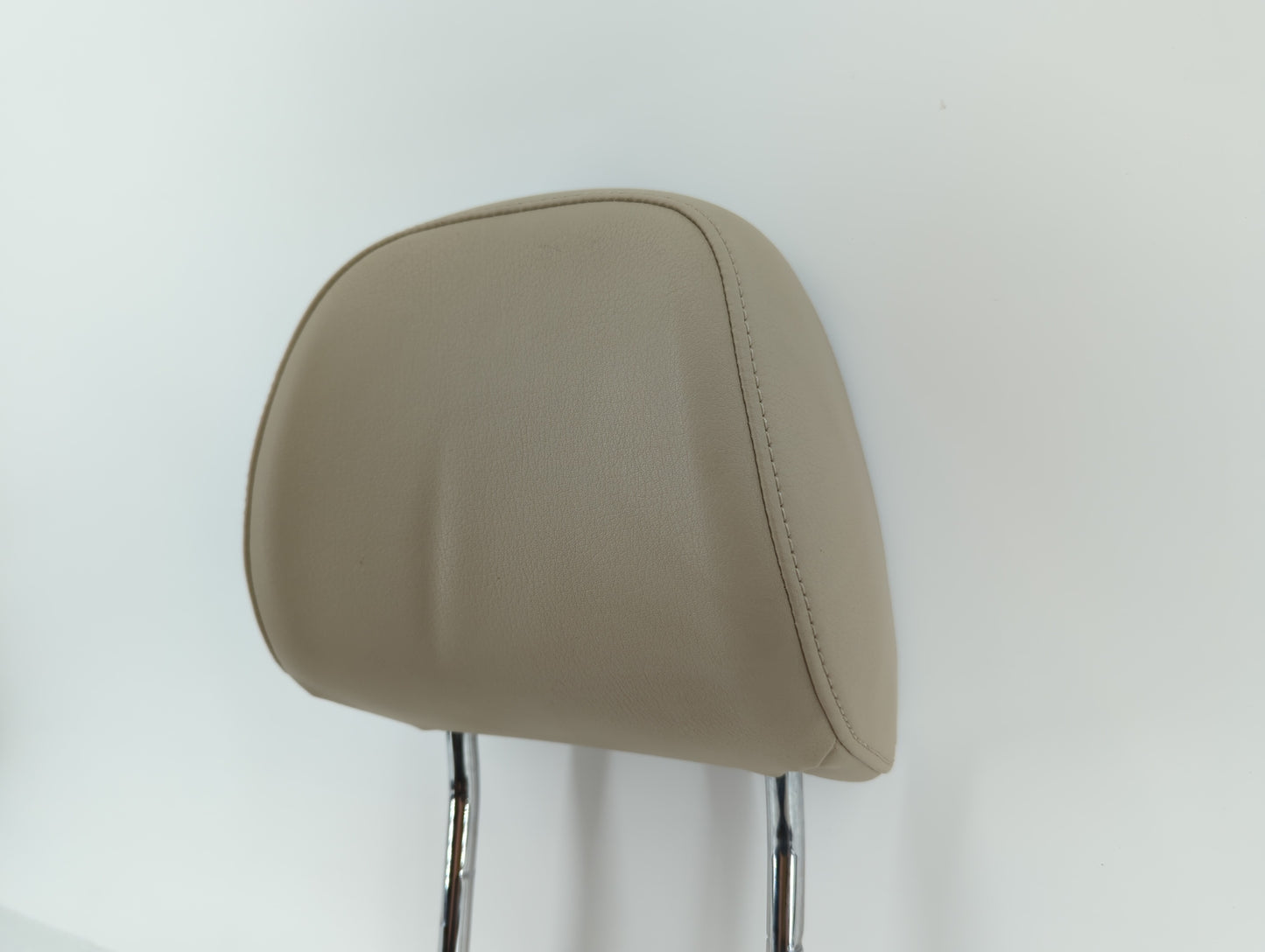 2013 Audi Q5 Headrest Head Rest Front Driver Passenger Seat Fits OEM Used Auto Parts - Oemusedautoparts1.com