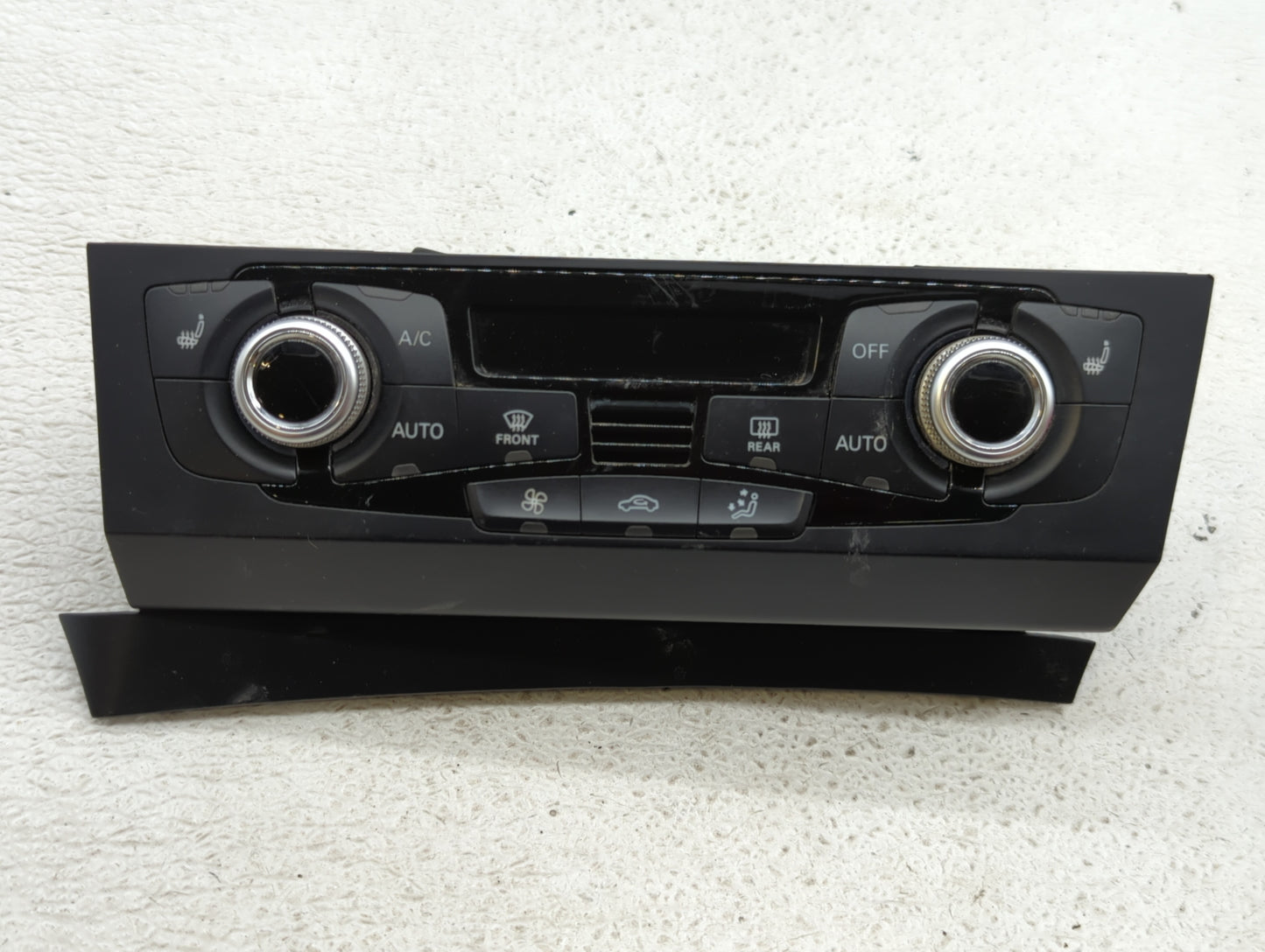 2013-2017 Audi Q5 Climate Control Module Temperature AC/Heater Replacement P/N:8K1 820 043 AQ 8K1 820 043 T Fits OEM Used Au