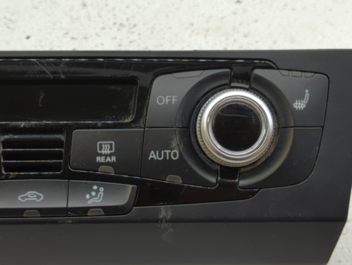 2013-2017 Audi Q5 Climate Control Module Temperature AC/Heater Replacement P/N:8K1 820 043 AQ 8K1 820 043 T Fits OEM Used Au