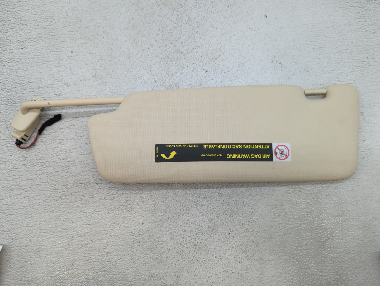 2013 Audi Q5 Sun Visor Shade Replacement Passenger Right Mirror Fits OEM Used Auto Parts - Oemusedautoparts1.com
