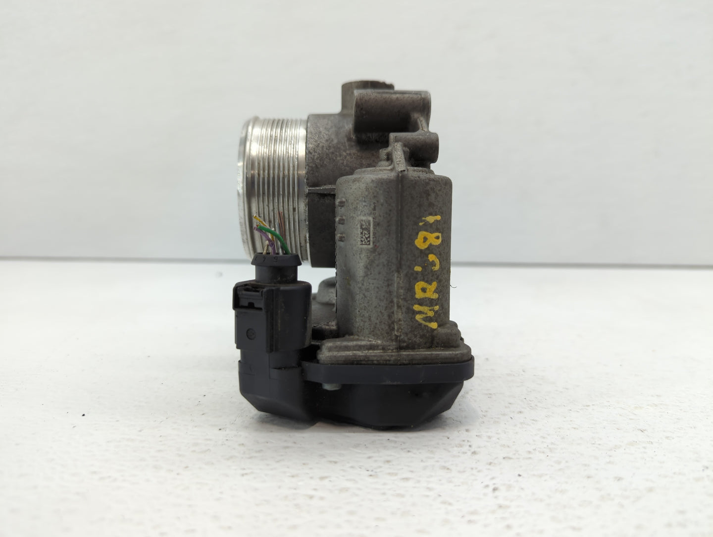 2010-2017 Audi Q5 Throttle Body P/N:06F 133 062 T 06F 133 062 Q Fits OEM Used Auto Parts - Oemusedautoparts1.com