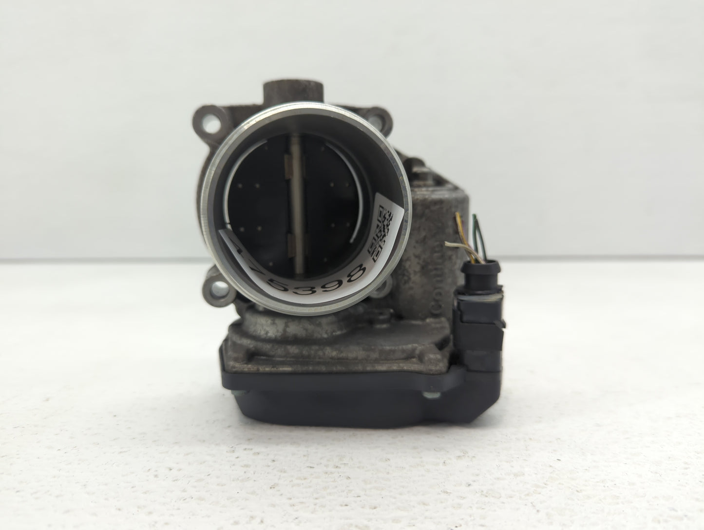 2010-2017 Audi Q5 Throttle Body P/N:06F 133 062 T 06F 133 062 Q Fits OEM Used Auto Parts - Oemusedautoparts1.com