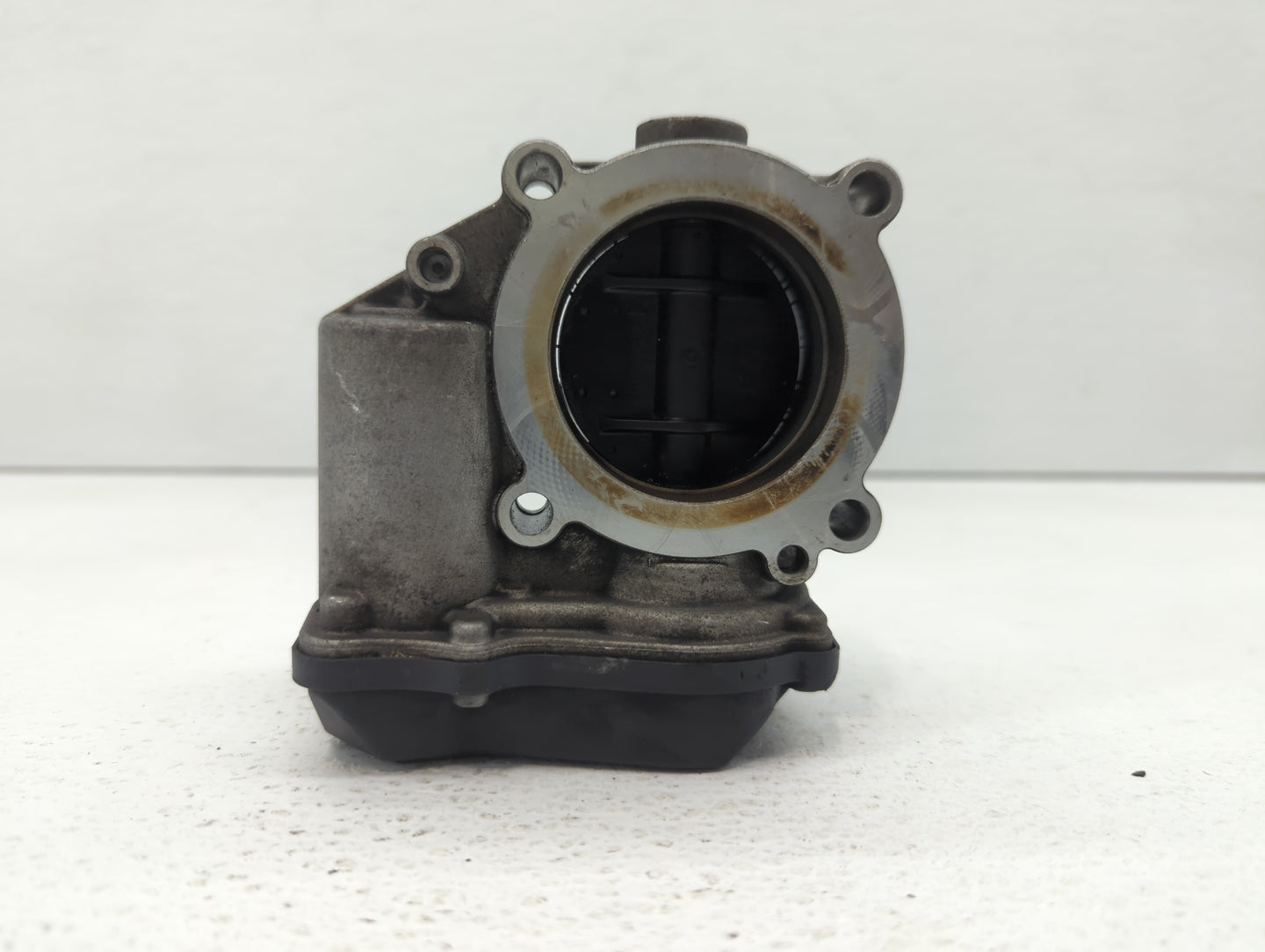 2010-2017 Audi Q5 Throttle Body P/N:06F 133 062 T 06F 133 062 Q Fits OEM Used Auto Parts - Oemusedautoparts1.com