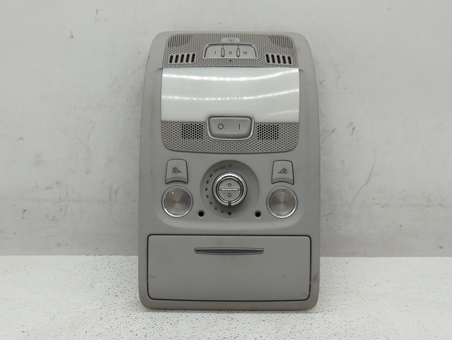 2009-2017 Audi Q5 Overhead Roof Console 525109 - Oemusedautoparts1.com
