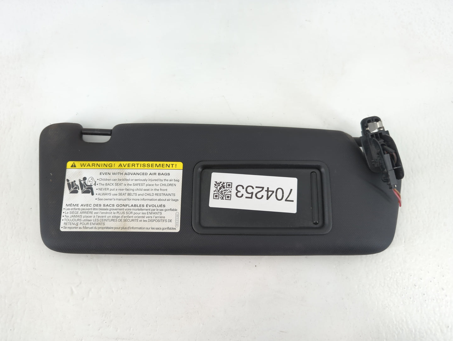 2013-2014 Audi Q5 Sun Visor Shade Replacement Passenger Right Mirror Fits Fits 2013 2014 2015 2016 OEM Used Auto Parts - Oem