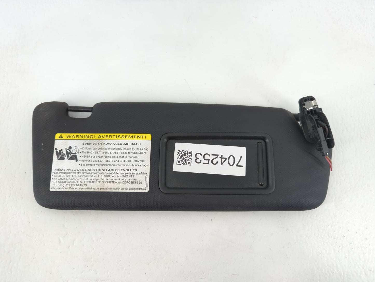 2013-2014 Audi Q5 Sun Visor Shade Replacement Passenger Right Mirror Fits Fits 2013 2014 2015 2016 OEM Used Auto Parts - Oem